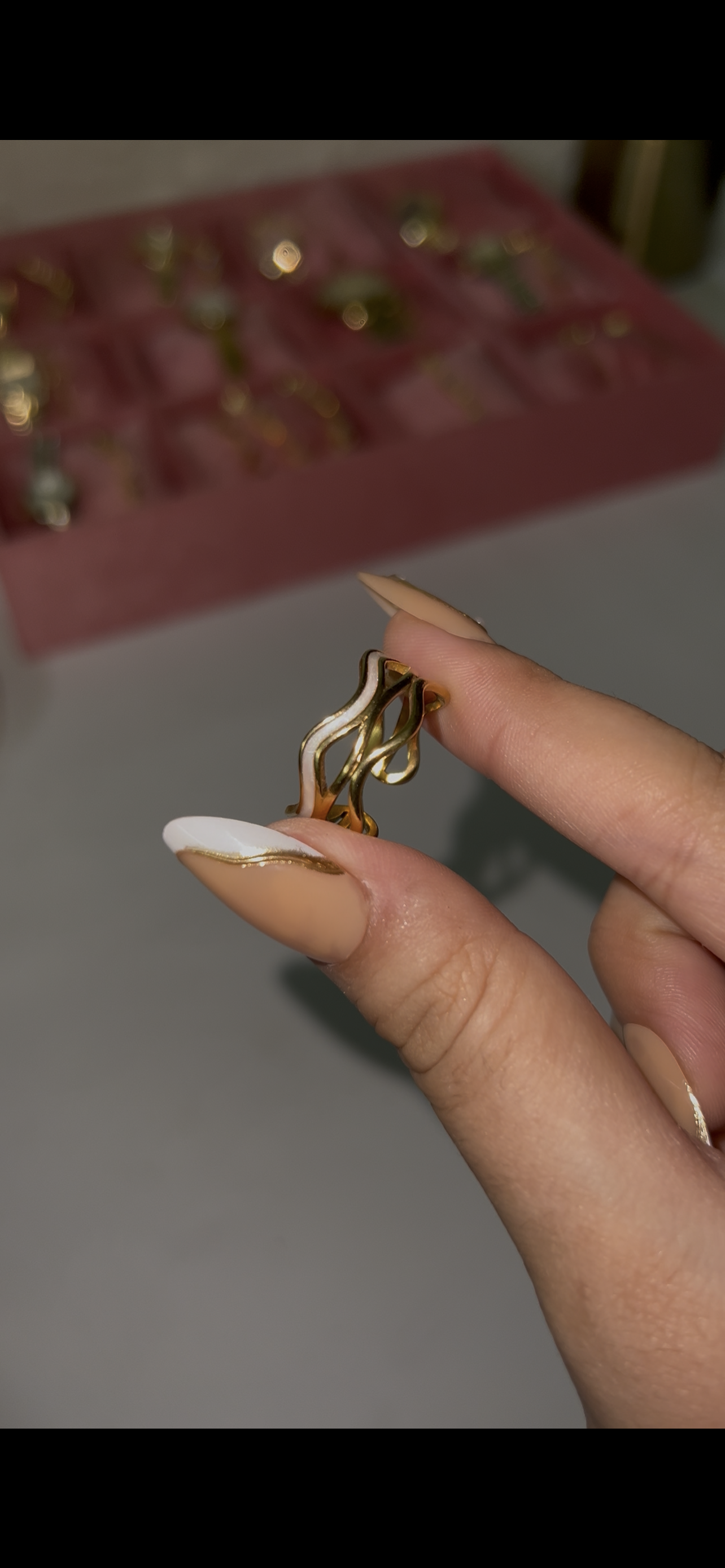 Chunky resin white & gold stainless steel adjustable ring