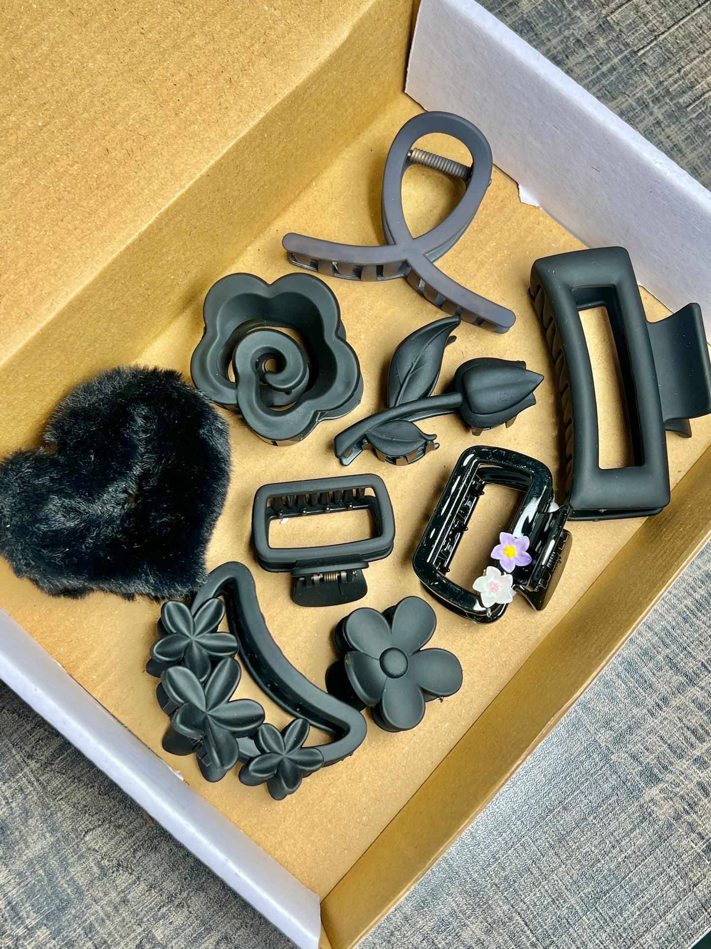 Black claw clip bundle
