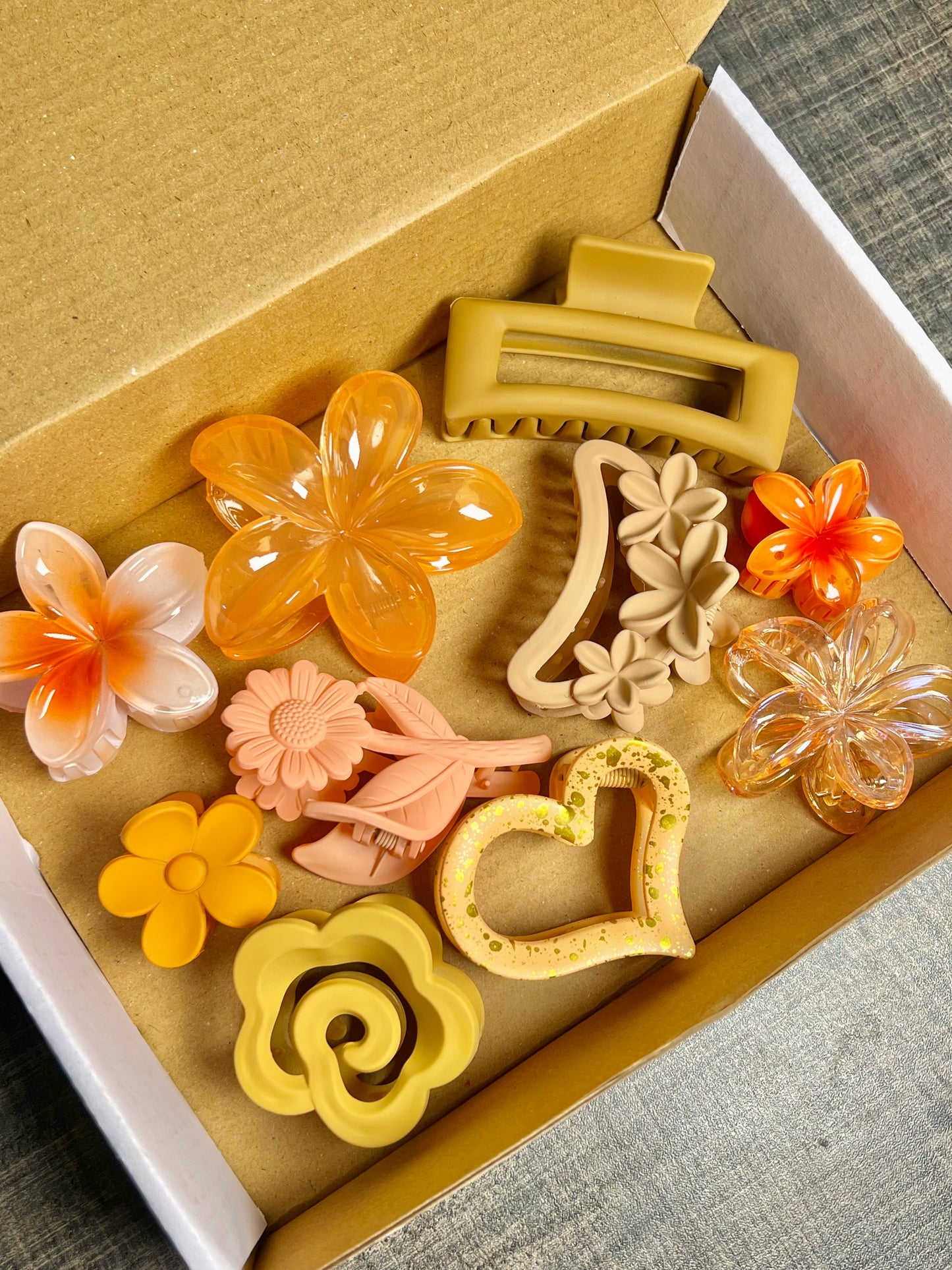 Orange claw clips bundle