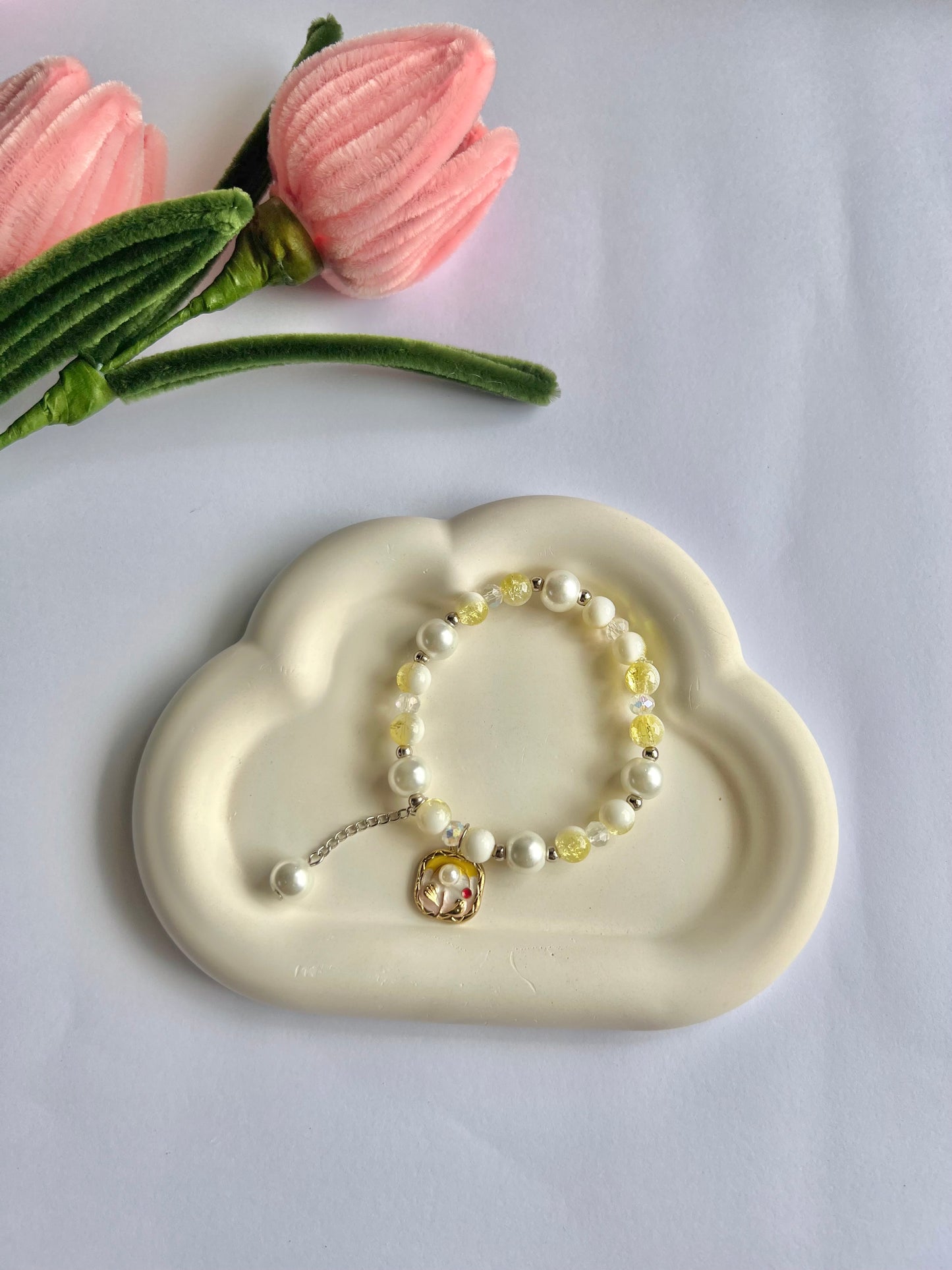 Yellow beaded bracelet