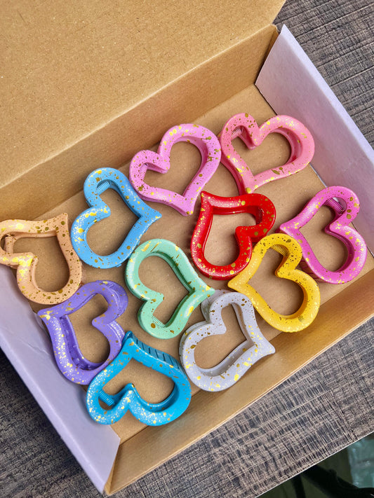 Heart claw clip