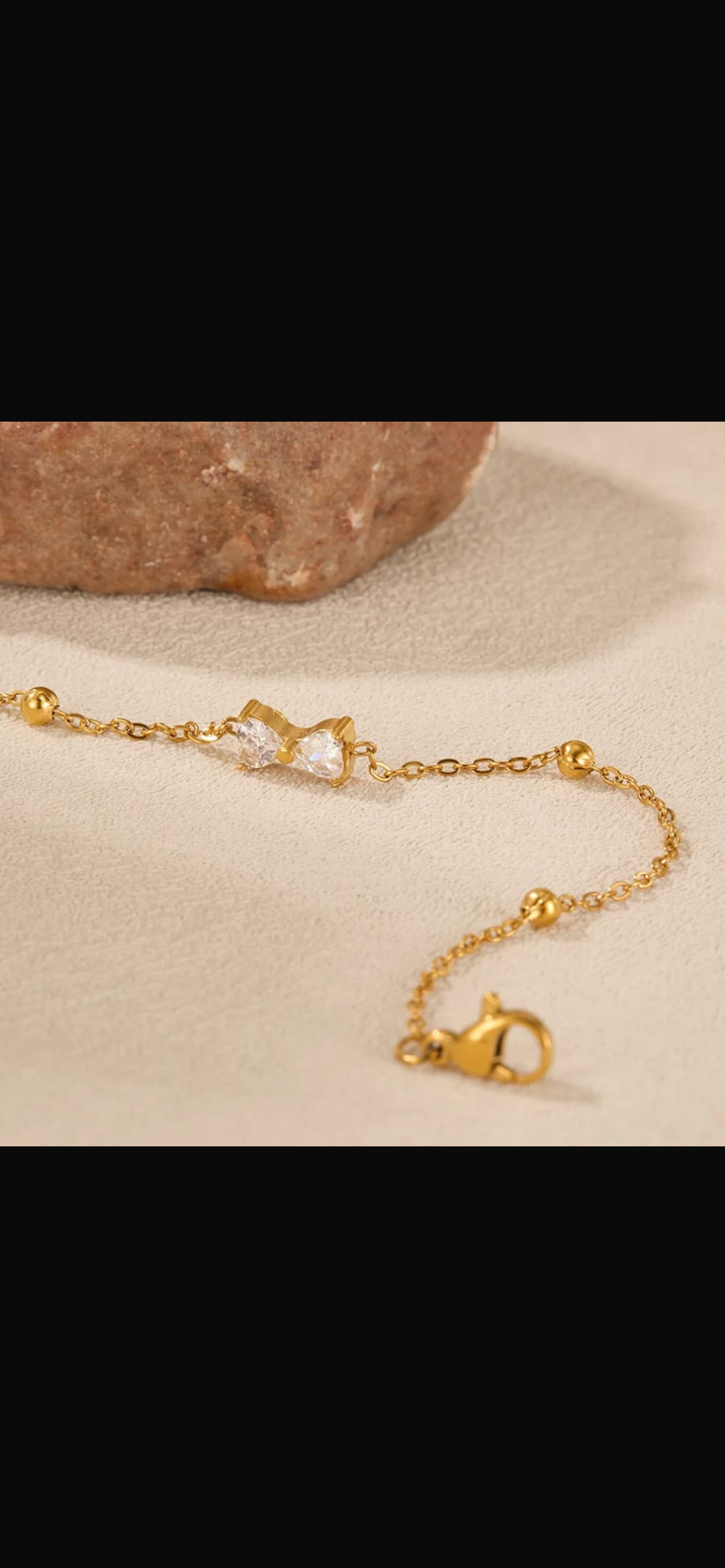 Minimal bow bracelet stainless steel
