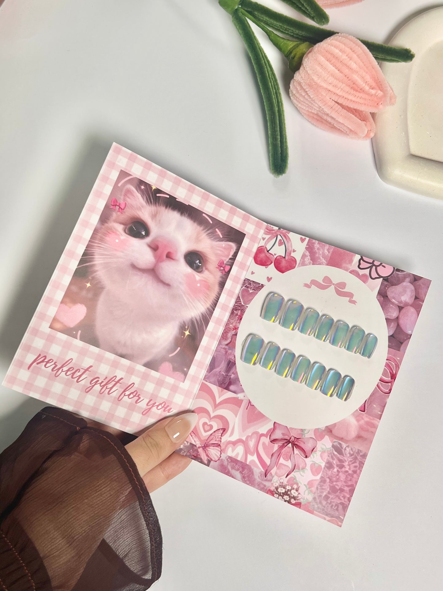 Cutest short cat eye gel press on nail set of 14pcs - cute gift card packagaing