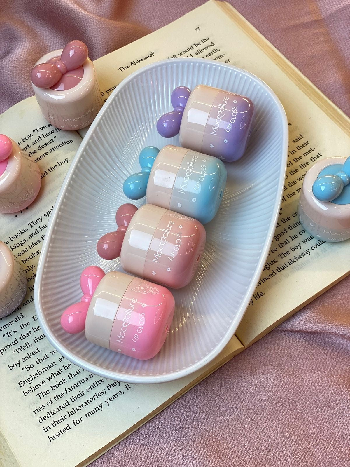 Cute korean bowknot lip muds 1pc