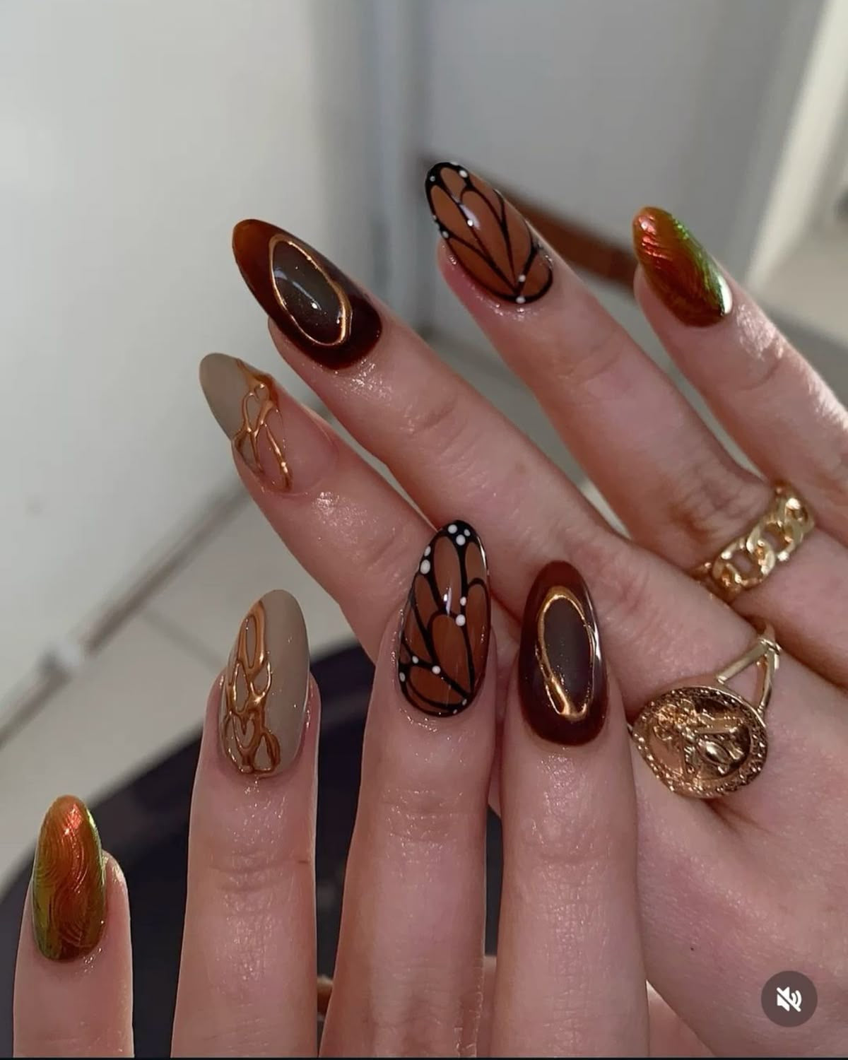 24 Pcs Butterfly Chrome 3D Press On Nails | Reusable Fake Nails with Free Nail Tabs Stickers | Glossy Artificial Full Cover Nail Set for Women & Girls