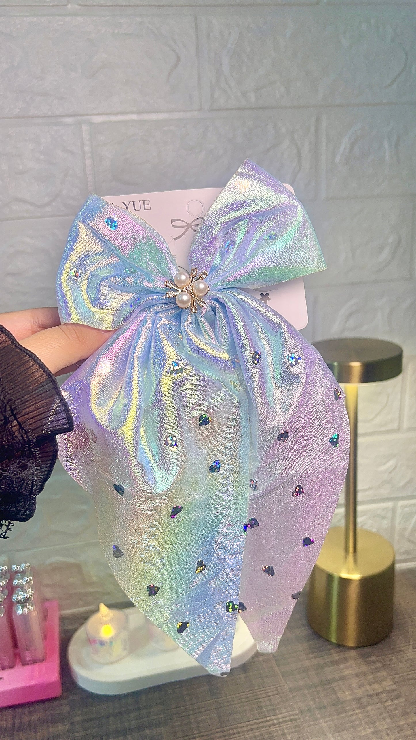 Bow clips