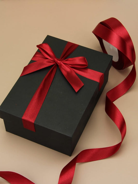 Ribbon on box (only ribbon)