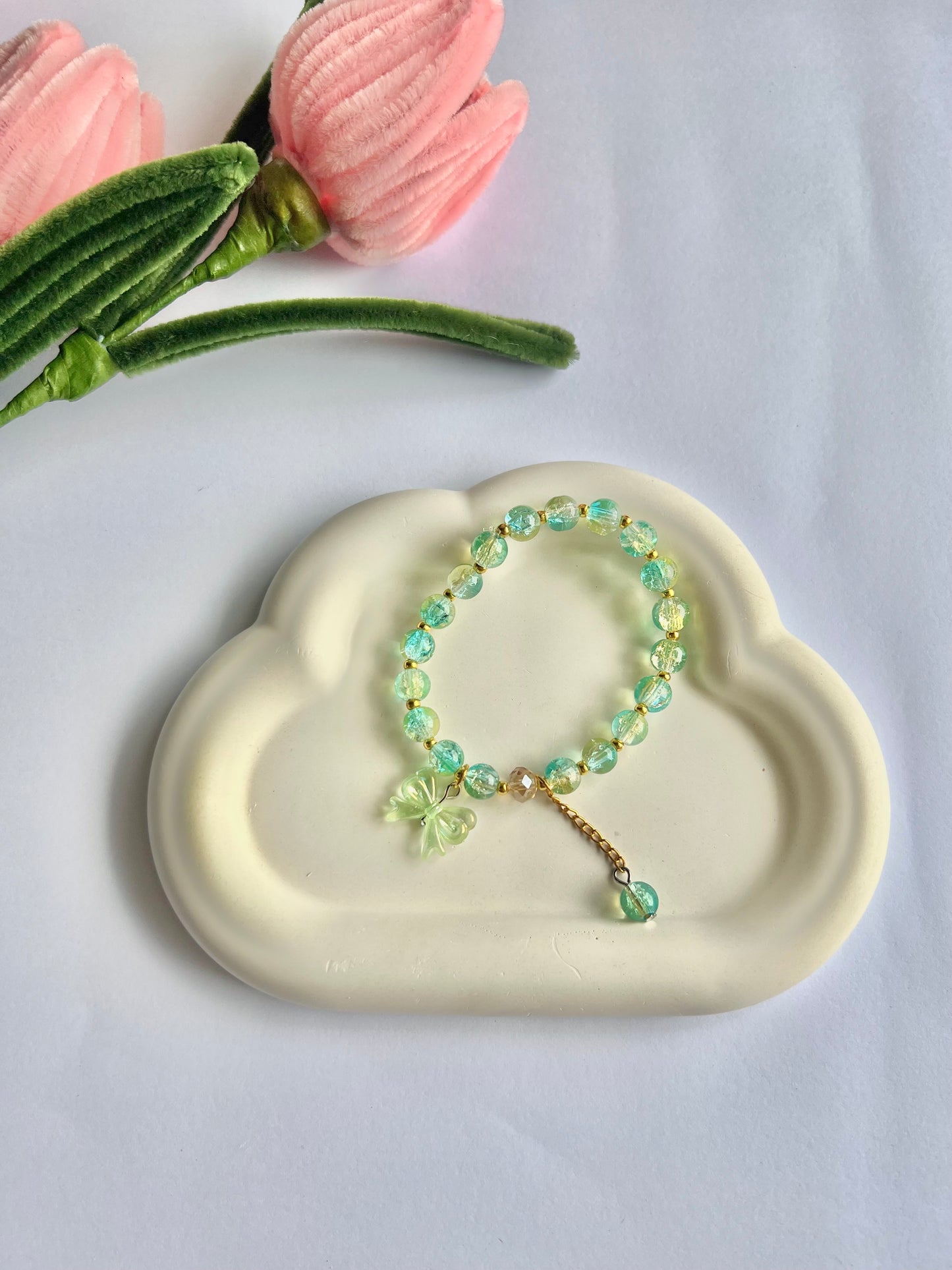 Green bow bracelet