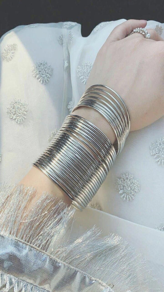 Silver metal bangles (1dozen)