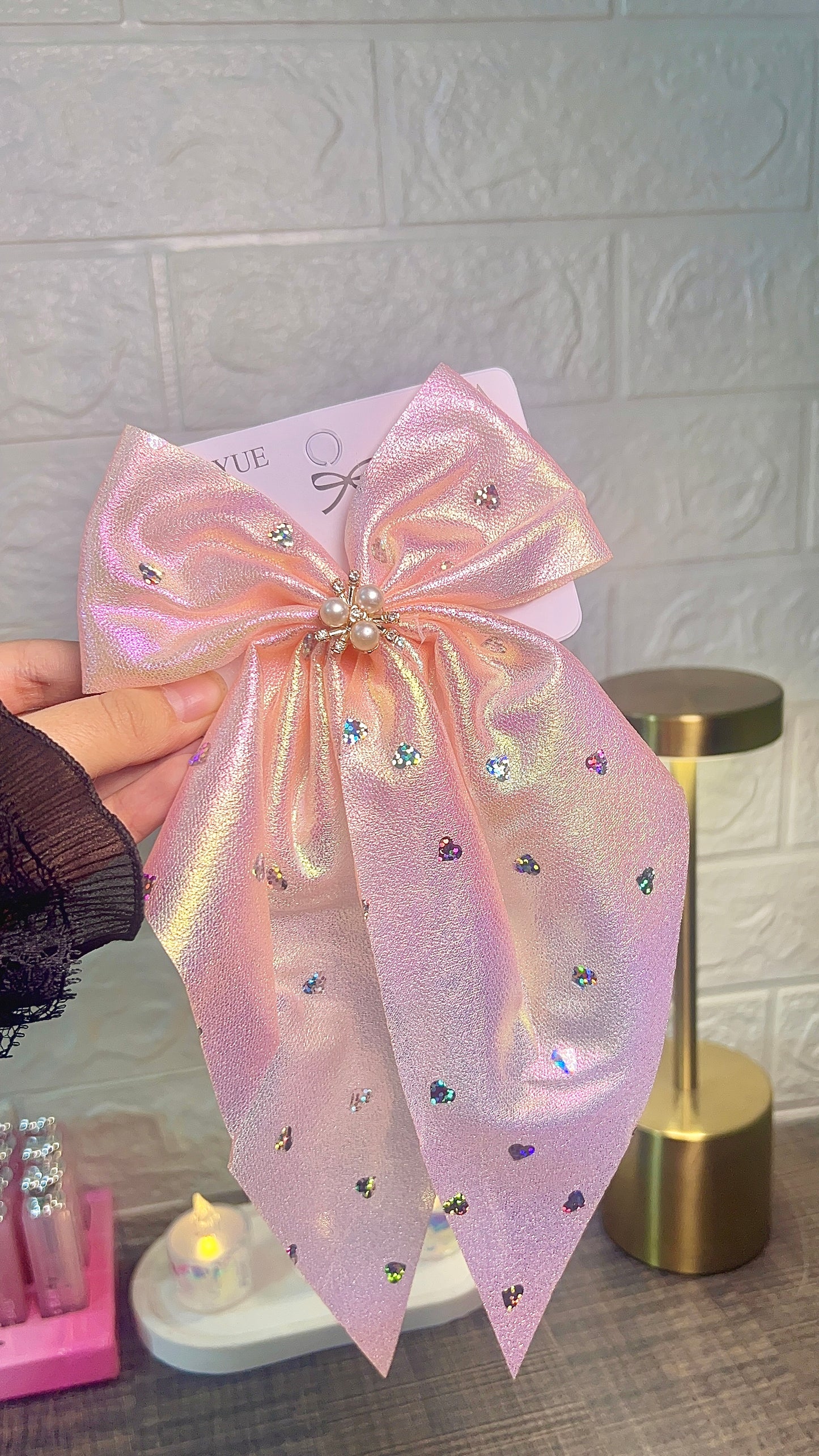 Bow clips