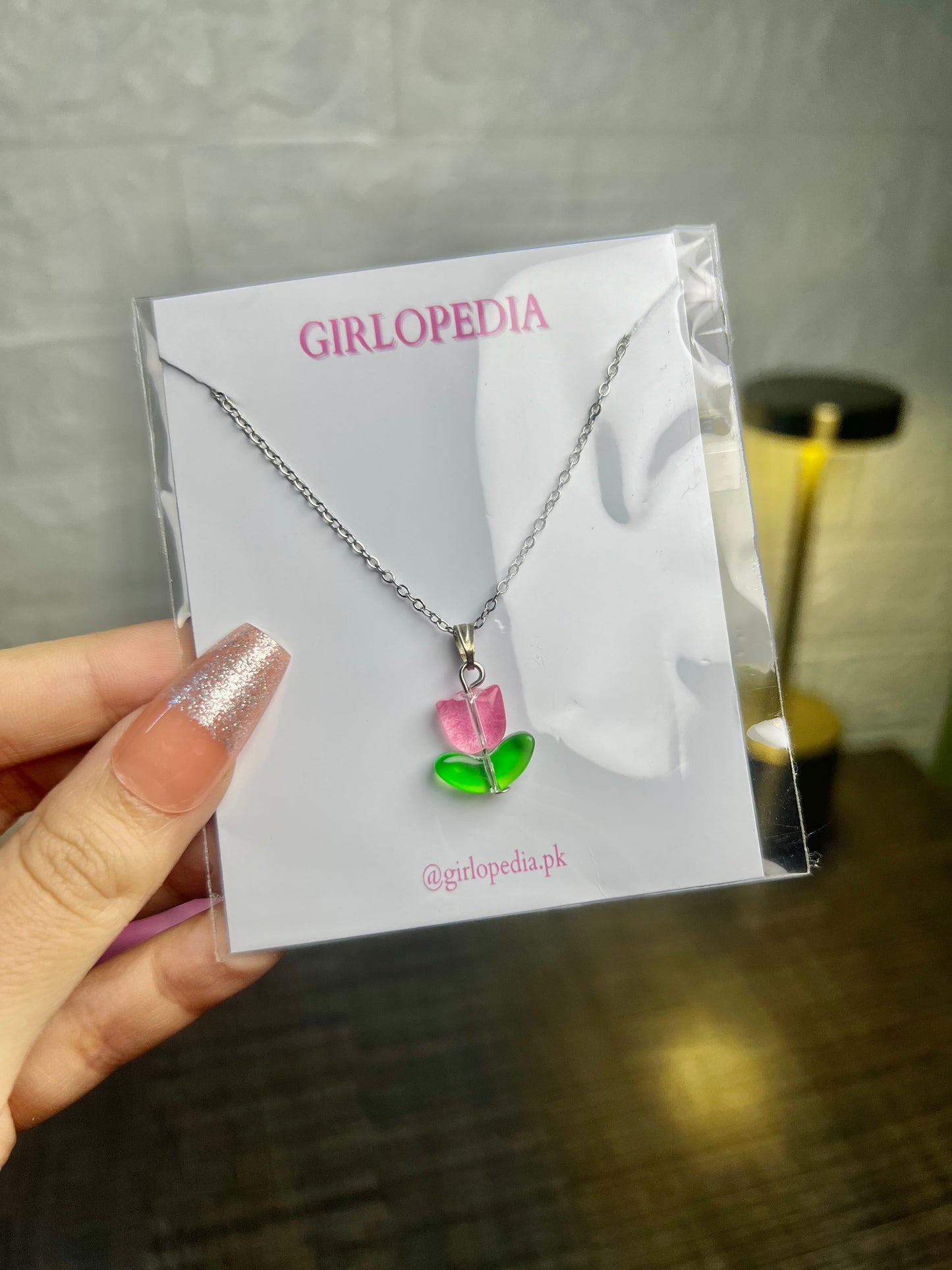 Stainless trendy tulip pendant