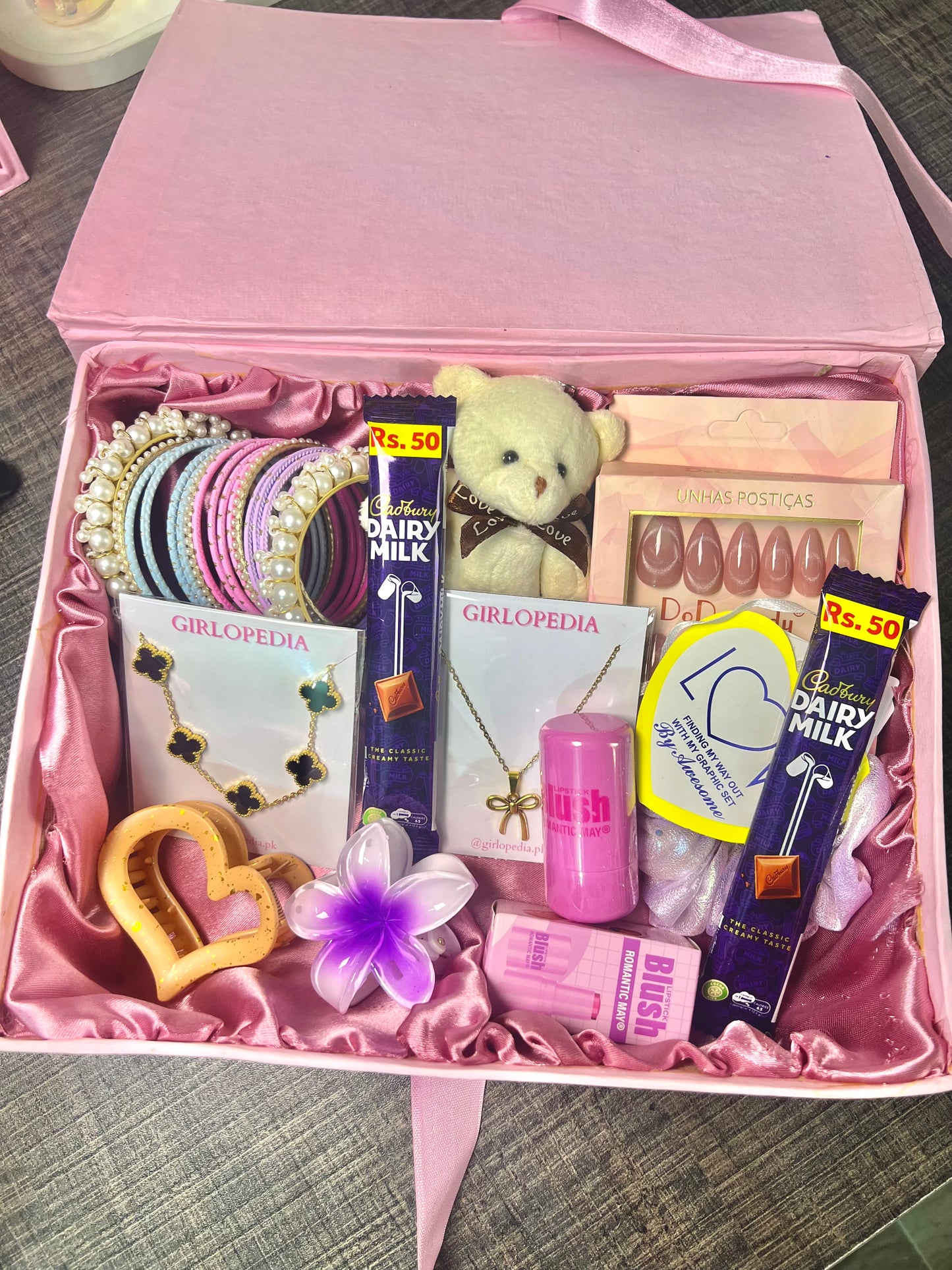 Pink gift box